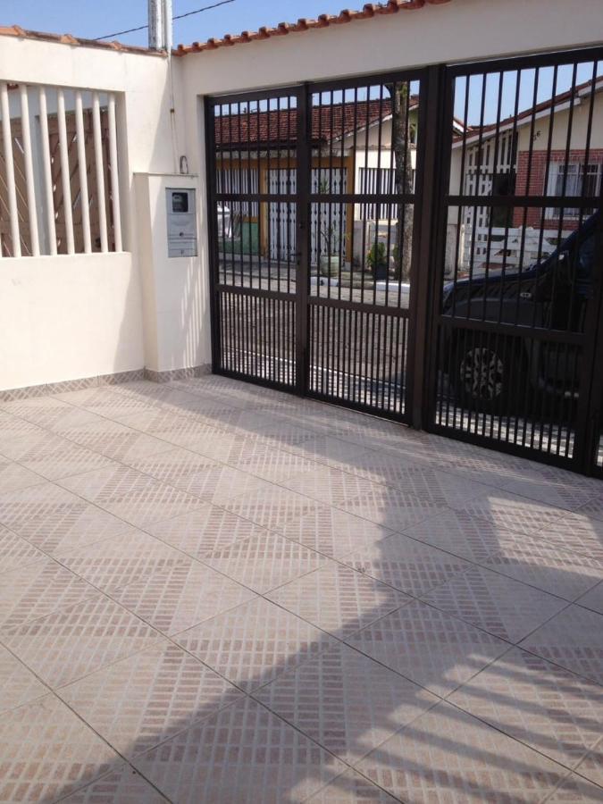 Temporada Na Praia Em Mongagua Sp Exterior foto